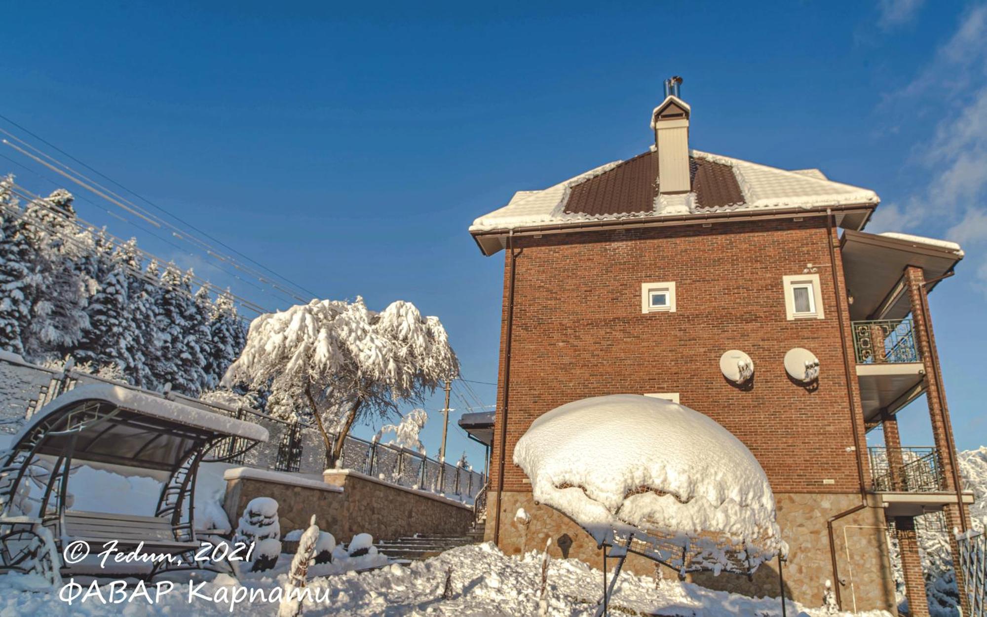 Favar Carpathians Сходница Экстерьер фото
