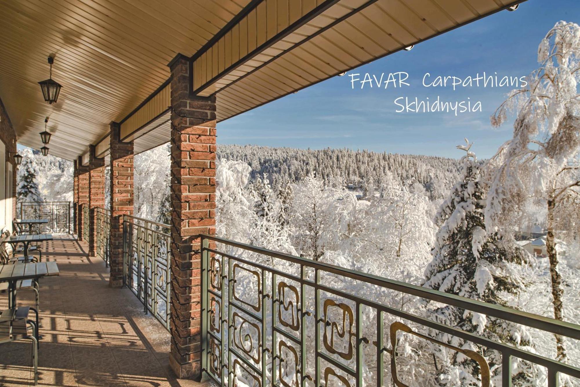 Favar Carpathians Сходница Экстерьер фото