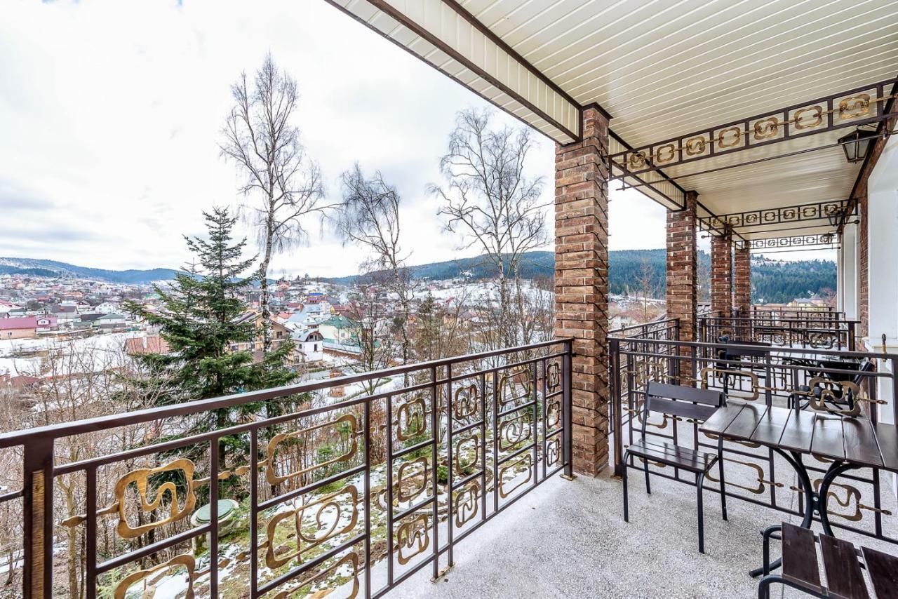 Favar Carpathians Сходница Экстерьер фото